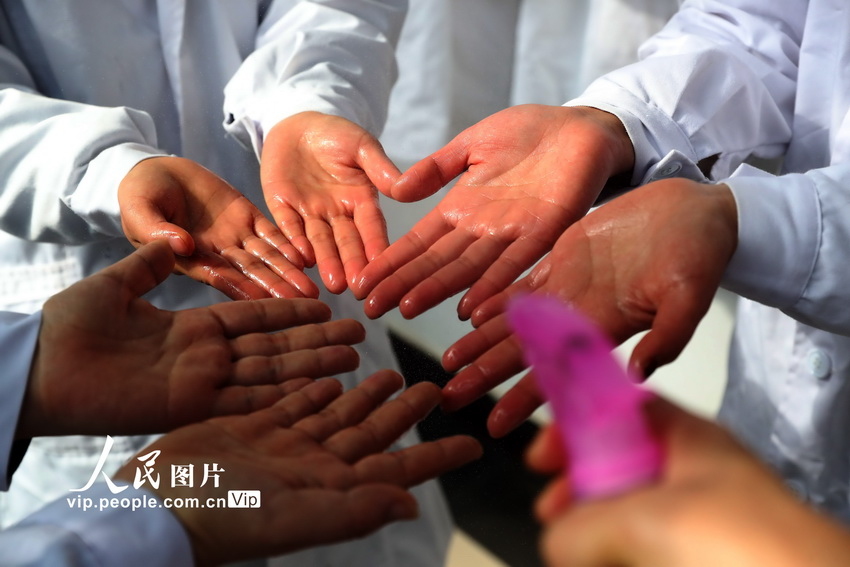 90后▲逆行的抗“疫”天使