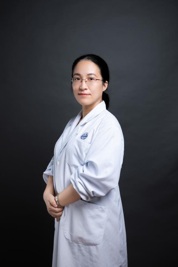 日记■写下67篇日记的查医生出书了，系国内首部援鄂医生抗疫日记