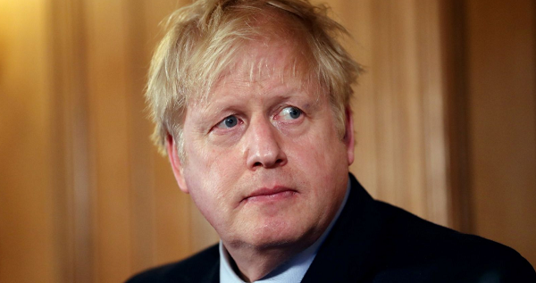 解除封锁▲英国首相返回首相府 将于27日恢复工作