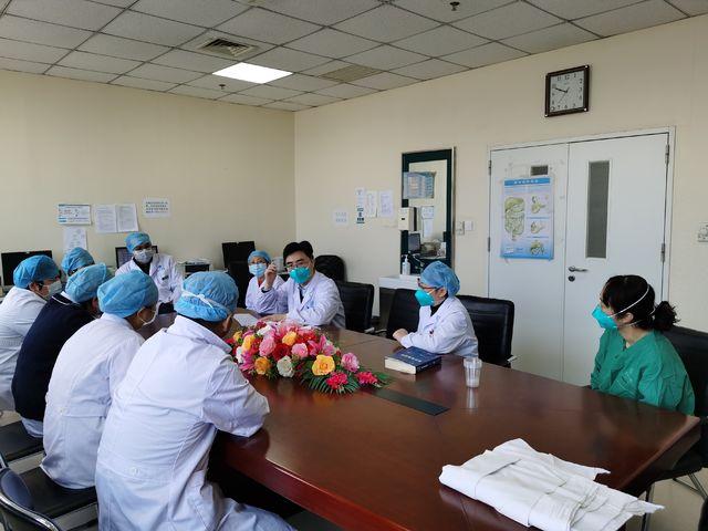 「刘壮」五四奖章获得者刘壮：抗疫65天，他一个人撑起了“战地医务处”