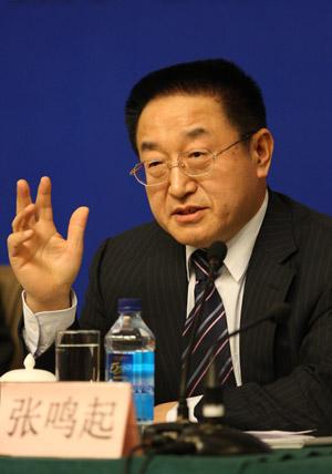 Zhang&nbsp;Mingqi,&nbsp;deputy&nbsp;president&nbsp;of&nbsp;the&nbsp;All-China&nbsp;Federation&nbsp;of&nbsp;Trade&nbsp;Unions,&nbsp;answers&nbsp;questions&nbsp;during&nbsp;a&nbsp;press&nbsp;conference&nbsp;on&nbsp;the&nbsp;function&nbsp;of&nbsp;Chinese&nbsp;trade&nbsp;unions&nbsp;during&nbsp;the&nbsp;transformation&nbsp;of&nbsp;the&nbsp;pattern&nbsp;of&nbsp;economic&nbsp;development&nbsp;held&nbsp;on&nbsp;the&nbsp;sidelines&nbsp;of&nbsp;the&nbsp;Third&nbsp;Session&nbsp;of&nbsp;the&nbsp;11th&nbsp;National&nbsp;People's&nbsp;Congress&nbsp;in&nbsp;Beijing,&nbsp;China,&nbsp;March&nbsp;9,&nbsp;2010.(Xinhua/Yuan&nbsp;Man)