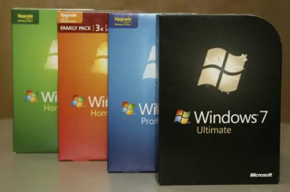 Copies of Microsoft Windows 7 are displayed in Redmond, Washington, Oct. 22, 2009.  (Xinhua/Reuters Photo)