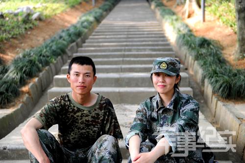 编导金丽娜最新工作照新闻军事台