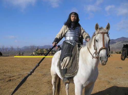 操开直升机捉赵云