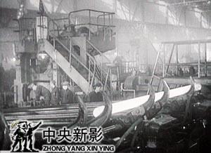 第一根无缝钢管_cctv.com_中国中央电视台