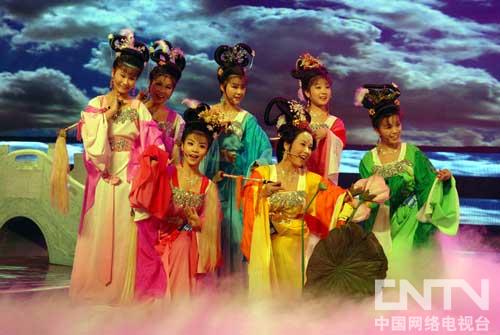 大块头遇上七仙女+《欢乐英雄》流行混搭-欢乐英雄