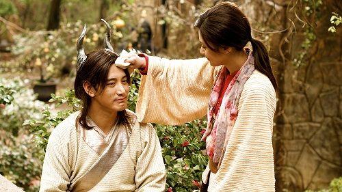 珠》开播收视佳 网友怒斥全盘抄袭日本<em>漫画</em>-电