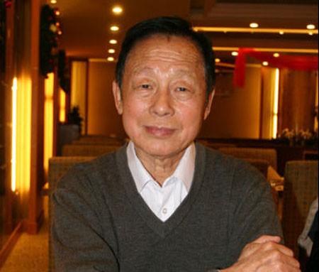 春晚总导演黄一鹤