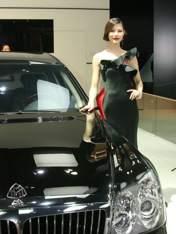 2011广州车展奔驰展台车模集锦