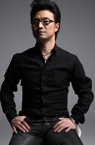 内地年度最受欢迎男歌手候选人:汪峰-第十一届