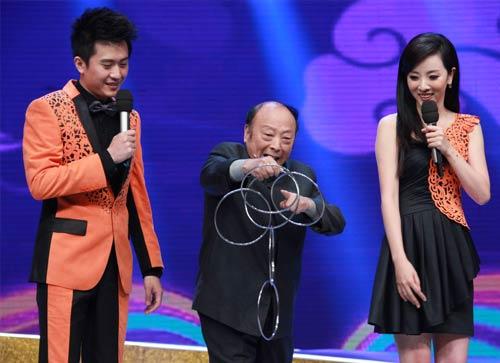 2亿观众收看央视综艺频道十小时重阳直播