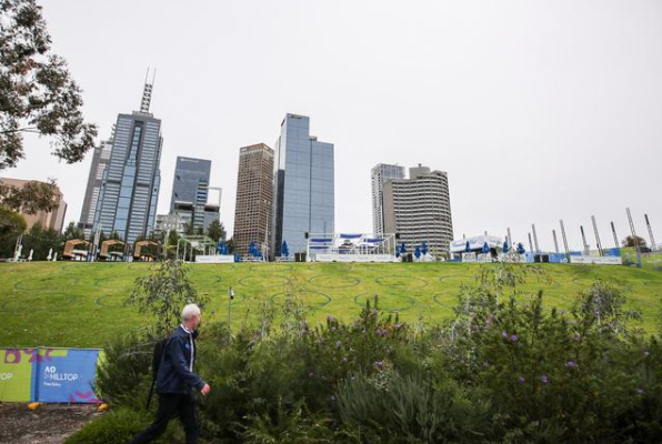 防疫|禁止握手、拥抱、唱歌……看东京奥运首份防疫手册有多严格！