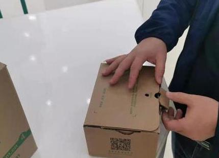 化妆盒子品制作过程图_化妆品盒子制作过程_化妆盒子品制作过程怎么写