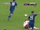 <a href=http://eurocup.cntv.cn/2012/20120609/100187.shtml target=_blank>第一张红牌：希腊铁卫两黄变一红下场</a>