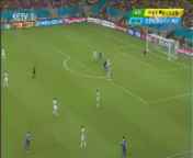 [世界杯]米特罗格卢头球攻门 纳瓦斯单掌化险