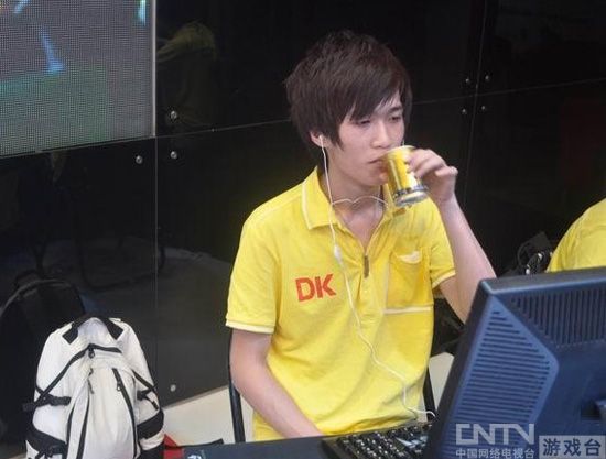 pis离开dk加盟ty战队+与小将ckk成为队友