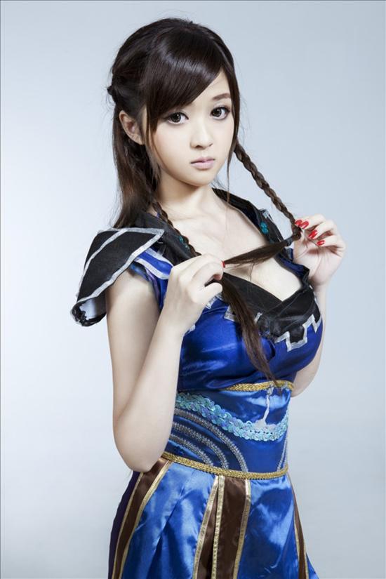 不羡鸳鸯只羡仙 <em>90后</em>爆乳<em>妹纸</em>萌眼勾魂_八卦周