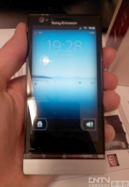 4英寸屏双核 索尼爱立信lt22i谍照曝光_手机游