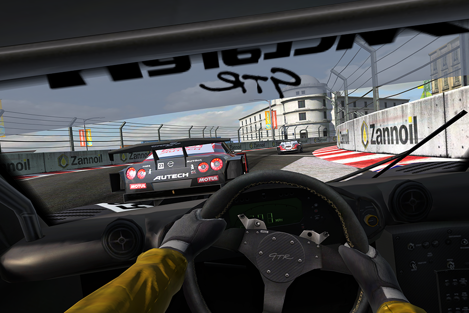 iOS上最刺激的赛车游戏 - 真实赛车2_游戏_CN