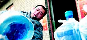 <center>����ԣ�һͰˮ����ë СǮ��</center>