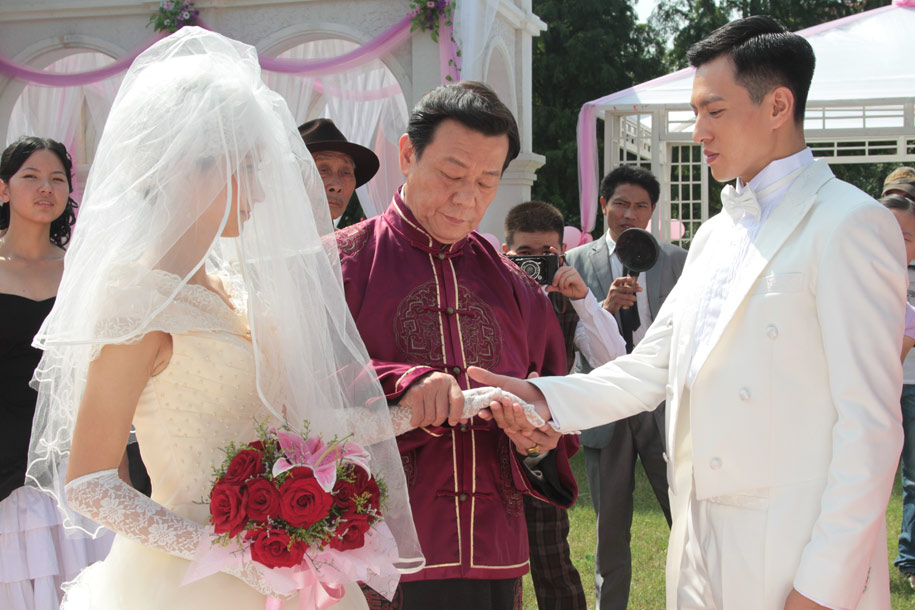 九死一生 电视剧图片