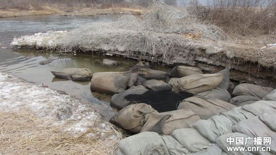 山西漳河苯胺泄漏污染 怀孕母羊饮水后异常流产