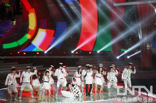 《梦想合唱团》谭维维吴克群搞笑上演爱情喜剧