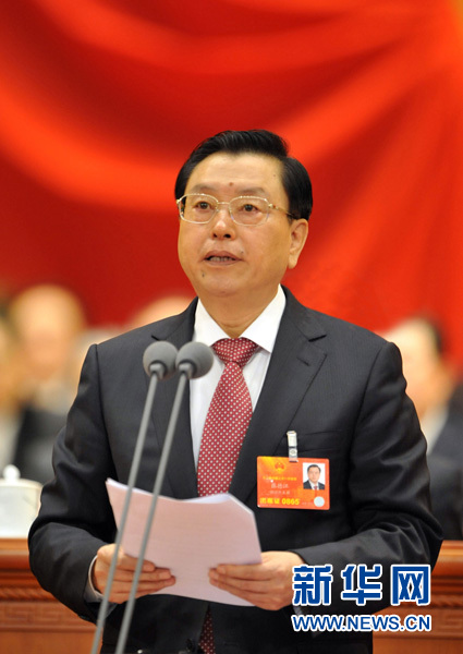 2013年3月5日，十二届全国人大一次会议在北京人民大会堂开幕。张德江主持会议。 新华社发 李舸 摄