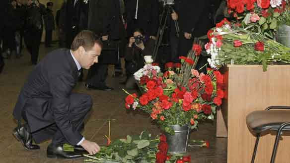 各国公交大火:国外公交系统出事 政府如何应对