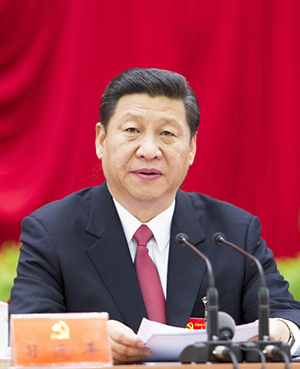 11月15日，中国共产党第十八届中央委员会第一次全体会议在北京人民大会堂举行。习近平同志主持会议并作重要讲话。 新华社记者李学仁摄