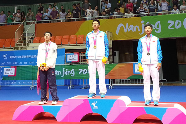 林贵埔夺羽球男单金牌 从林丹身上学到霸气