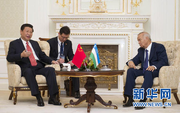 9月9日，国家主席习近平在塔什干同乌兹别克斯坦总统卡里莫夫举行会谈。 新华社记者黄敬文摄