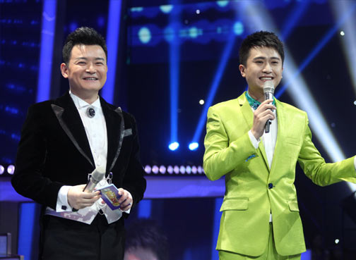 央视跨年主持阵容空前豪华 综艺频道主播集体亮相_综艺_央视网(cctv.com)