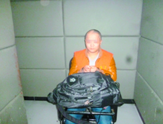 重庆:代驾者和小偷结盟 专偷醉酒司机车内财物