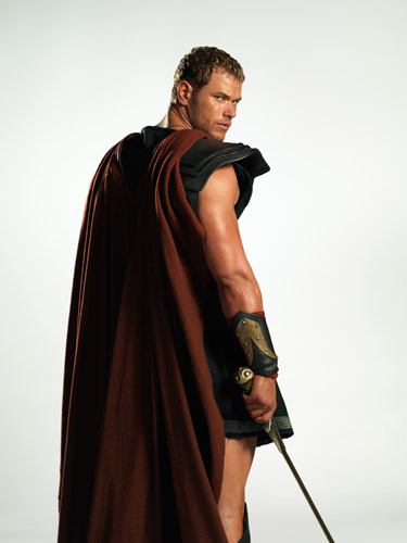 《大力神》发人物定妆照 凯南·鲁兹展露神威