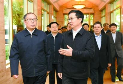 韩正杨雄与李鸿忠王国生率领的湖北省考察团座