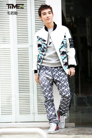 TimeZ韩国时尚街拍曝光 获赞“移动画报”_综艺_央视网(cctv.com)