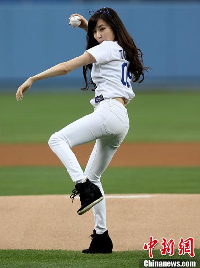 <em>2PM</em>尼坤谈与<em>少女时代</em>Tiffany恋情:很幸福(图)_