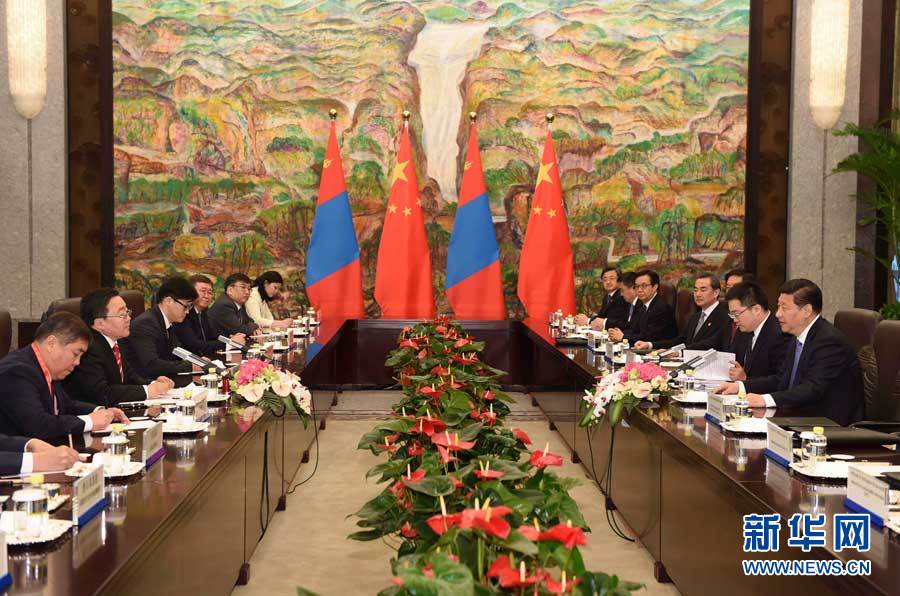 Presidente chino se reúne con homólogo de Mongolia en Shanghai
