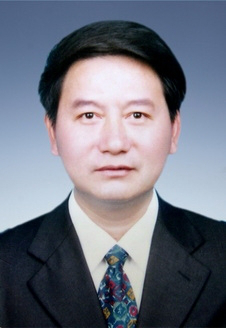 吴伯平,男,汉族,1962年11月生,省委党校大学学