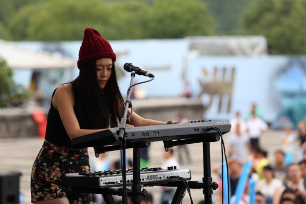 2014瓜洲音乐节收官 数万乐迷欢度六一端午假