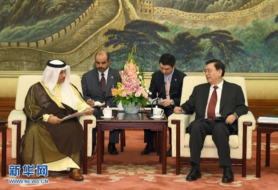 كبير المشرعين الصينيين يلتقي رئيس الوزراء الكويتي 