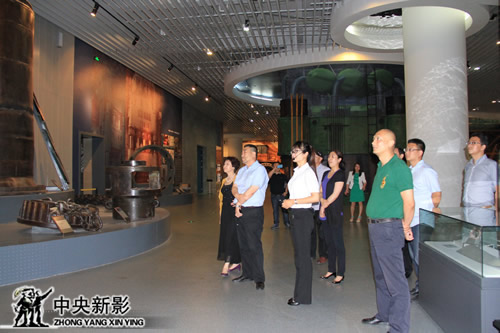 参观中国工业博物馆