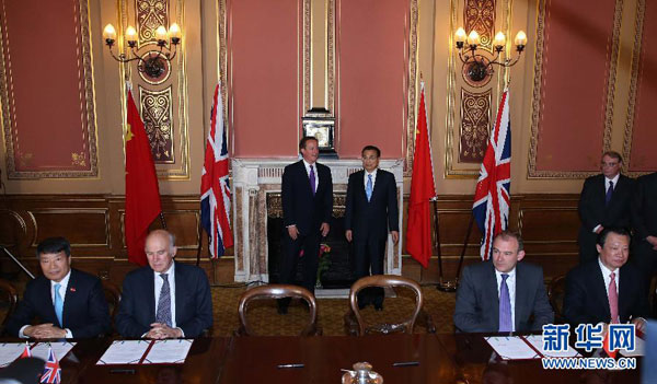 China y Reino Unido firman acuerdo de suministro de gas natural licuado