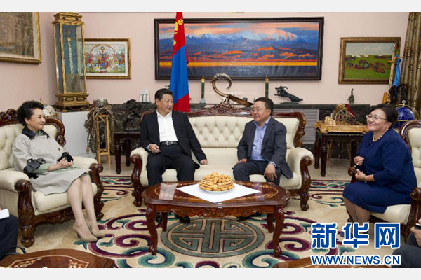 　　8月22日，国家主席习近平同蒙古国总统额勒贝格道尔吉在乌兰巴托市郊的总统官邸再次会晤。新华社记者 黄敬文 摄