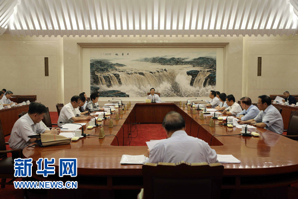 　　8月30日，十二届全国人大常委会第二十九次委员长会议在北京人民大会堂举行，张德江委员长主持。新华社记者 刘卫兵 摄