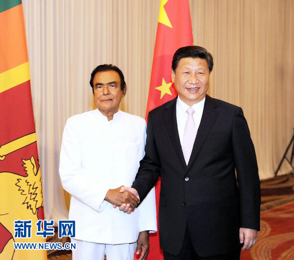 9月17日，国家主席习近平在科伦坡会见斯里兰卡总理贾亚拉特纳。记者 谢环驰 摄