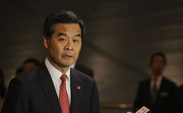 Leung Chun-ying espera que el gobierno y ciudadanos puedan trabajar juntos