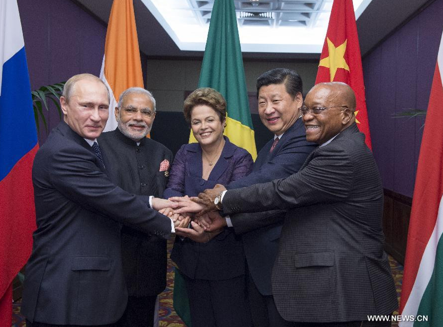 Le président Xi se rend à la réunion des dirigeants des BRICS en marge du sommet du G20
