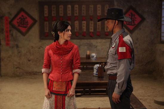 《大漠苍狼》开播受好评 刘孜演绎豪情女汉子